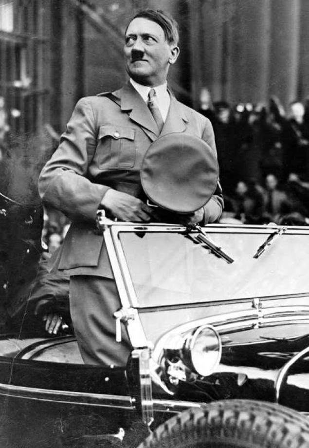 Hitler Standing In Car Carolyn Yeager